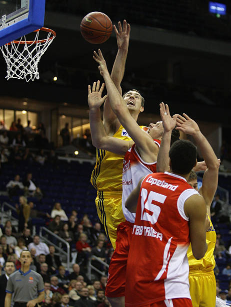 而不是短期 而不是短期